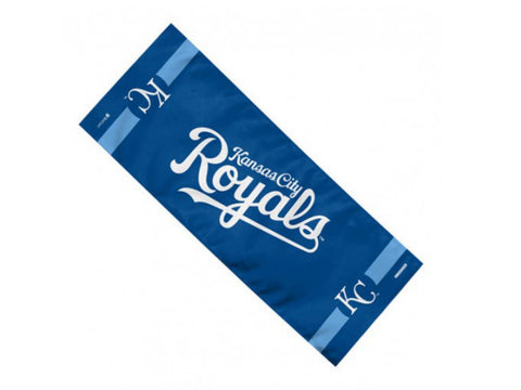Compre toalla refrescante oficial con logo blanco y azul de Kansas City Royals Wincraft de 12" x 30" - Sporting Up