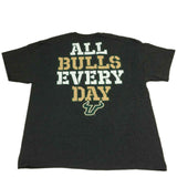 T-shirt gris "tous les taureaux tous les jours" du champion de football des Bulls de Floride du Sud (l) - faire du sport
