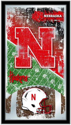 Nebraska Cornhuskers HBS Fotbollsram hängande glasväggspegel (26"x15") - Sporting Up