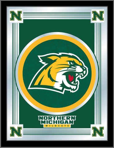 Miroir avec logo vert Holland Bar Tabouret Co. des Wildcats du Nord du Michigan (17" x 22") - Sporting Up