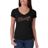Chicago Bulls 47 Brand Damen-T-Shirt aus tiefschwarzer, weicher Baumwolle mit V-Ausschnitt – sportlich