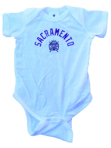 Sacramento kings saag bébé bébé blanc tenue une pièce en coton doux - sporting up