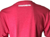 Arkansas razorbacks coliseo rojo crujido primera línea camiseta de manga corta - sporting up