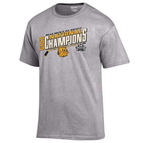 Camiseta del vestuario de los cuatro campeones congelados del hockey de los bulldogs de duluth de minnesota 2019 - sporting up