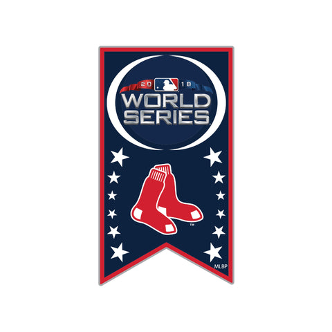 Shoppen Sie die Boston Red Sox 2018 MLB World Series Banner-Anstecknadel aus Metall – sportlich