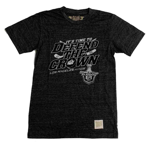 Handla Los Angeles Kings retromärke "It's Time to Defend the Crown" Hockey T-shirt - Sporting Up
